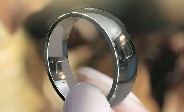 Simple women's custom ring