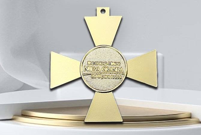 Gran Cruz Cross Custom Army Medal - Back