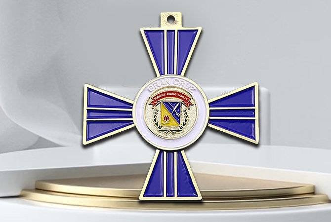 Gran Cruz Cross Custom Army Medal