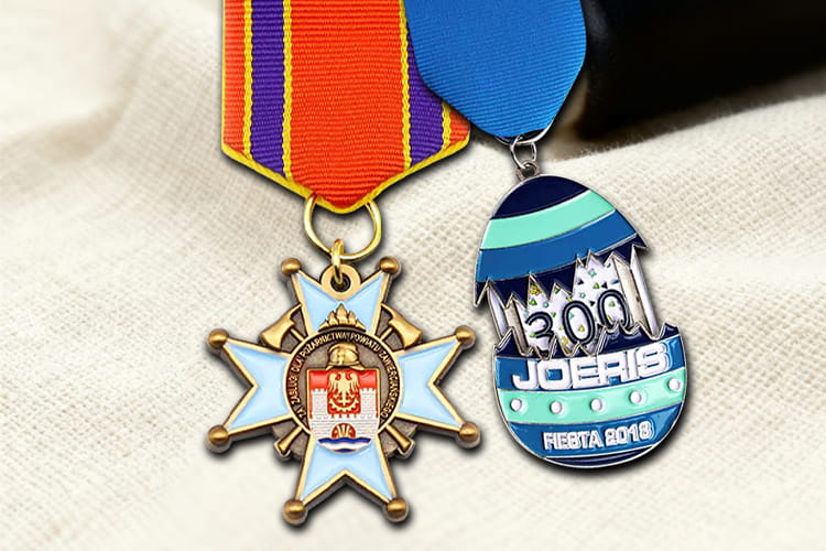 Fiesta Star & Egg Carnival Medal Set